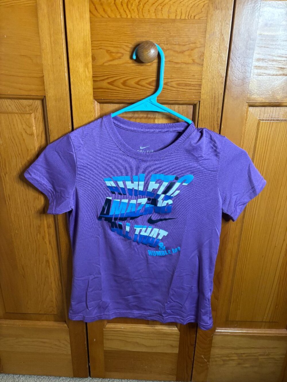 Nike Girls Purple Athletic Shirt (Size M)